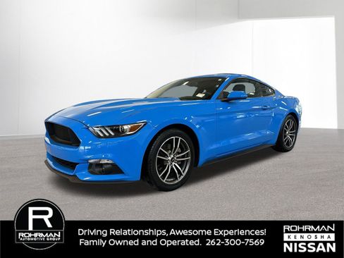 Used 2017 Ford Mustang EcoBoost image 2
