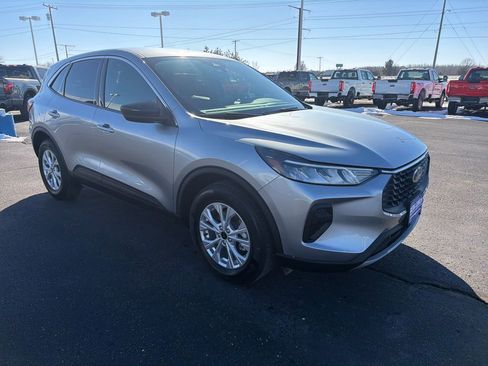 Used 2024 Ford Escape Active image 7