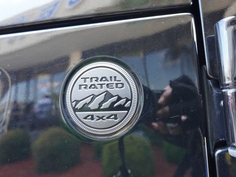Used 2024 Jeep Wrangler Unlimited Sport AWD/4WD image 34