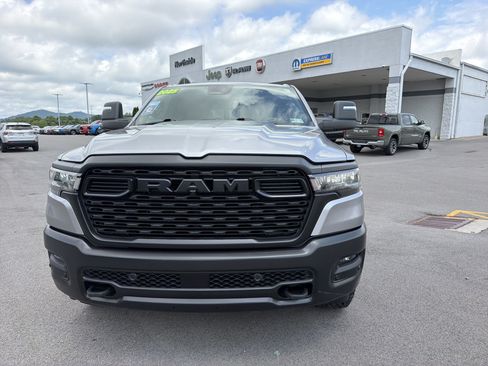 Used 2025 RAM 1500 Warlock AWD/4WD image 2