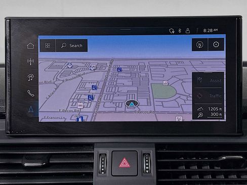 Used 2024 Audi Q5 e Premium Plus w/ Premium Plus Package image 14