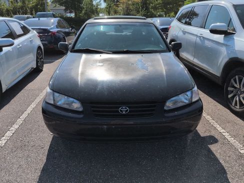 Used 1998 Toyota Camry LE FWD image 7