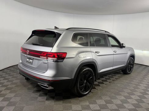 Used 2026 Volkswagen Atlas SE AWD/4WD image 7