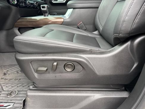 Used 2025 Chevrolet Silverado 1500 RST AWD/4WD image 15
