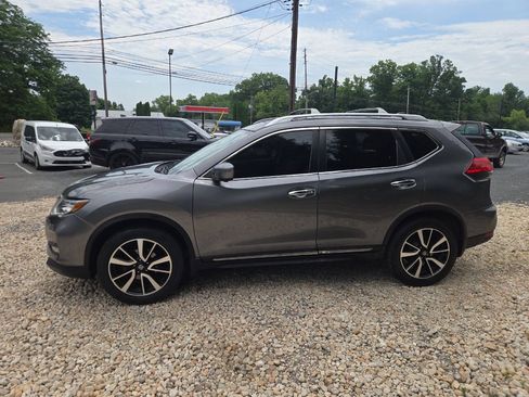 Used 2017 Nissan Rogue SL w/ SL Premium Package AWD/4WD image 4