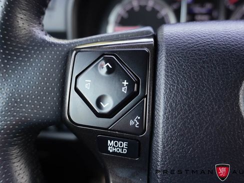 Used 2024 Toyota 4Runner TRD Off-Road Premium AWD/4WD image 30