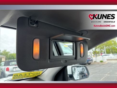 Used 2023 GMC Acadia SLT AWD/4WD image 32