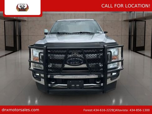 Used 2020 Ford F350 XLT w/ XLT Premium Package image 5