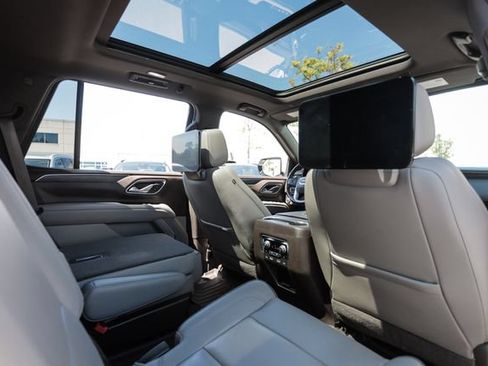 Used 2021 GMC Yukon SLT w/ SLT Premium Package AWD/4WD image 58