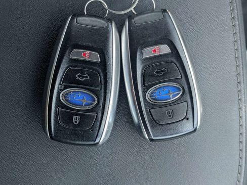 Used 2023 Subaru Outback Touring AWD/4WD image 35