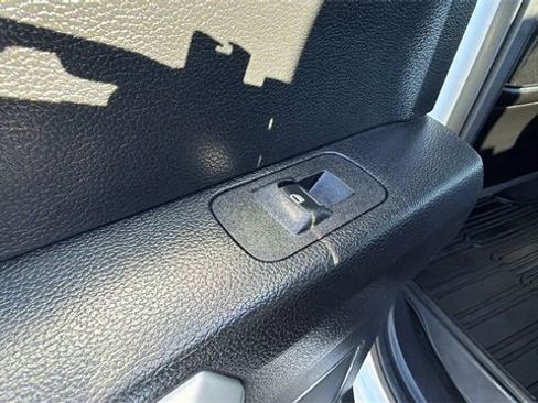 Used 2018 Ford F250 Lariat w/ Lariat Value Package image 16