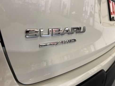 Used 2024 Subaru Ascent Premium w/ Convenience Package image 12