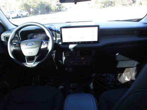 Used 2025 Ford Maverick XL w/ Equipment Group 102A image 14