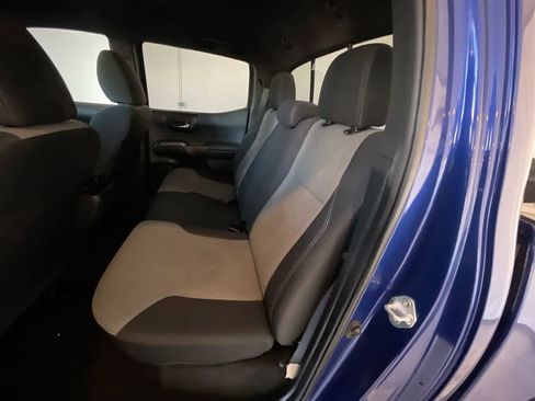 Used 2023 Toyota Tacoma TRD Off-Road image 22