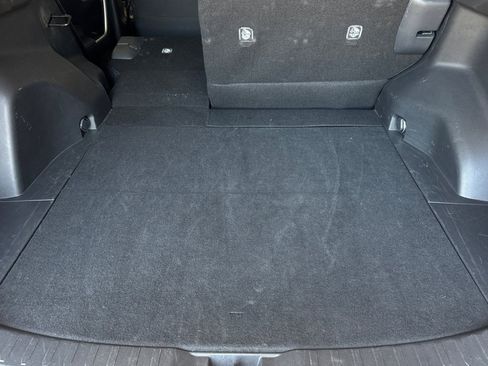 Used 2025 Toyota RAV4 XLE FWD image 18