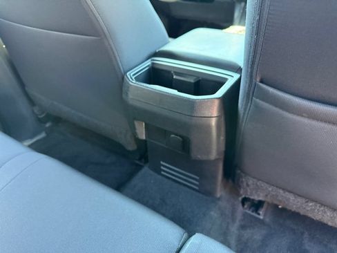 Certified 2025 Toyota Tacoma SR5 AWD/4WD image 21