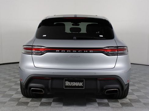 Used 2025 Porsche Macan image 6