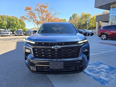 Used 2024 Chevrolet Traverse RS w/ LPO, Floor Liner Package image 2