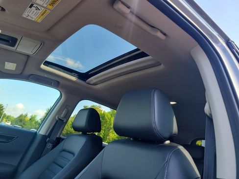 Used 2025 Honda CR-V EX-L image 14