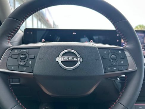 New 2026 Nissan Sentra SR w/ Floor Mat Package FWD image 21