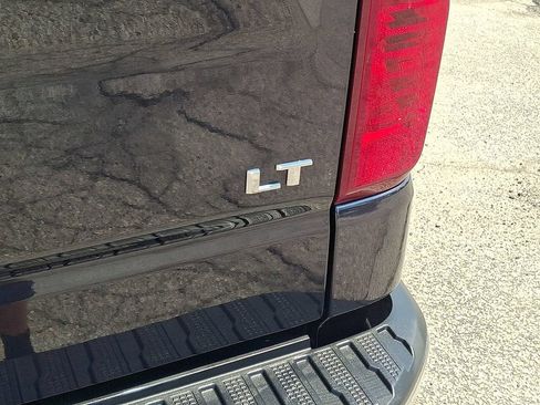 Certified 2023 Chevrolet Silverado 1500 LT AWD/4WD image 32
