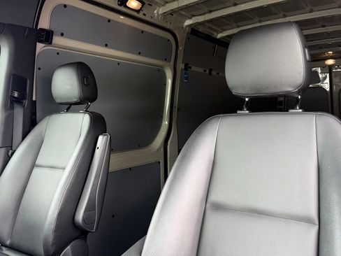 Used 2024 Mercedes-Benz Sprinter 2500 image 20