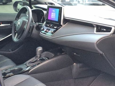 Used 2025 Toyota Corolla XSE image 19