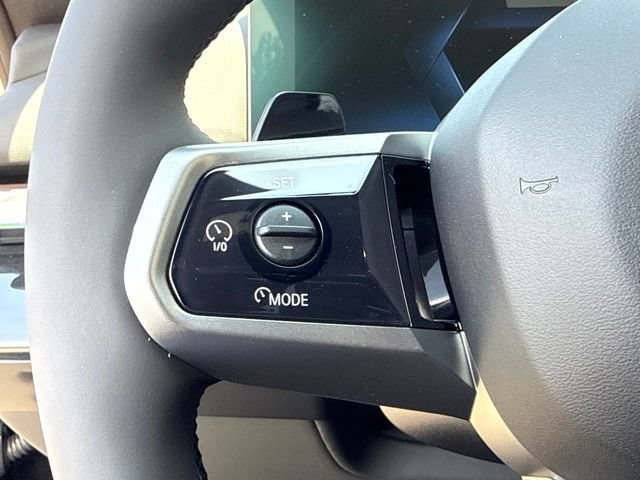 Used 2027 BMW i5 eDrive40 w/ M Sport Package RWD image 19