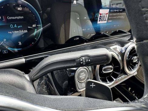 Used 2021 Mercedes-Benz GLA 250 4MATIC w/ Premium Package image 26