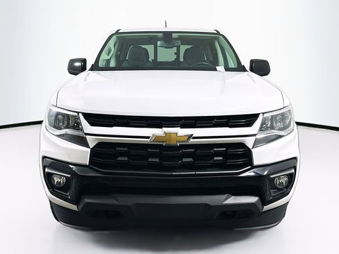Used 2022 Chevrolet Colorado LT w/ LT Convenience Package image 2