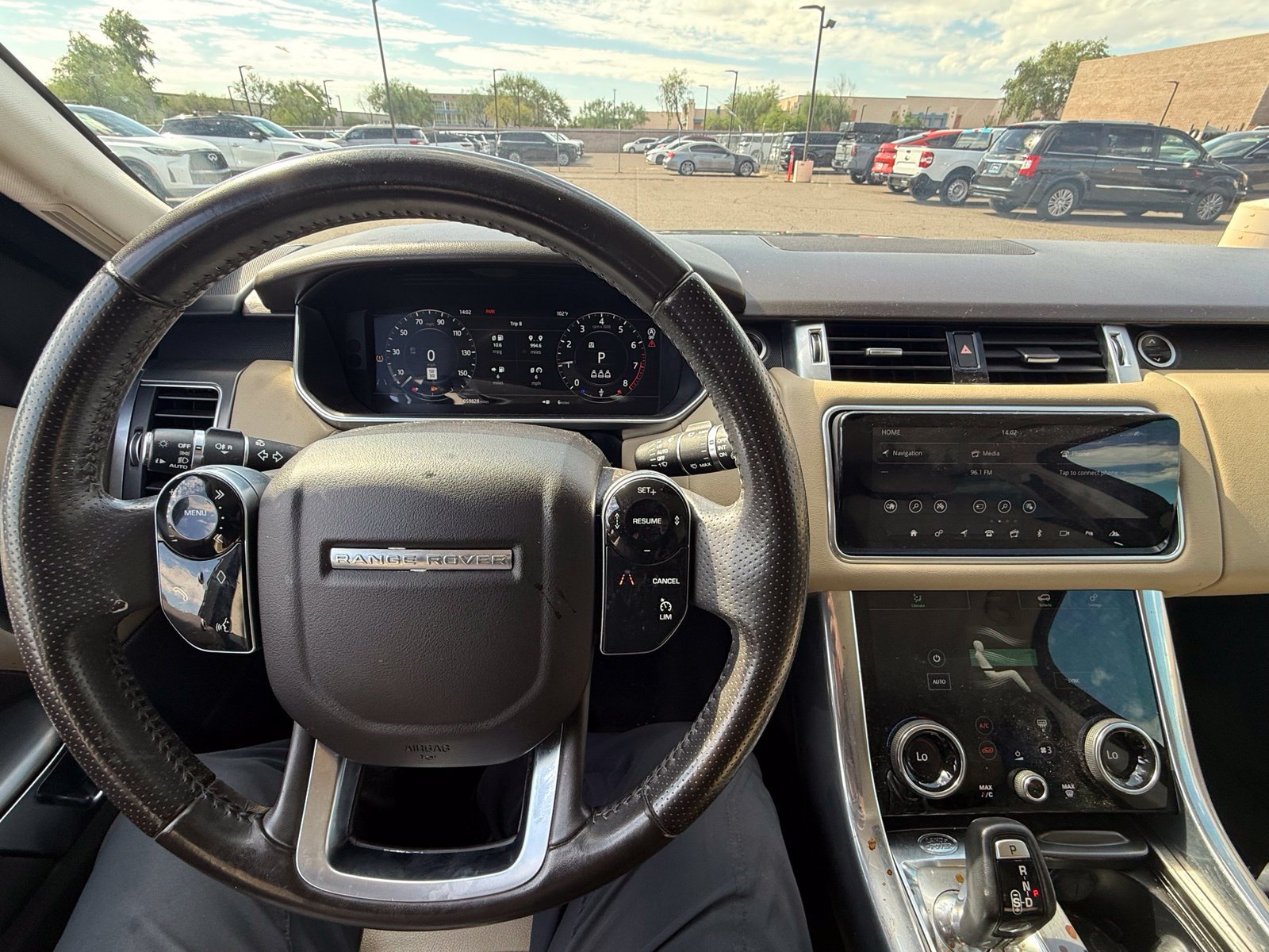 Used 2019 Land Rover Range Rover Sport SE AWD/4WD image 18
