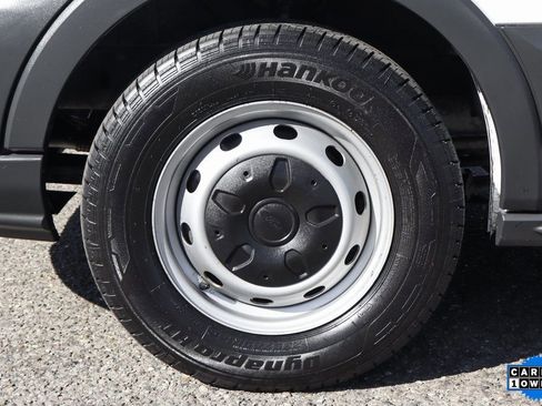 Used 2018 Ford Transit 350 XL image 41