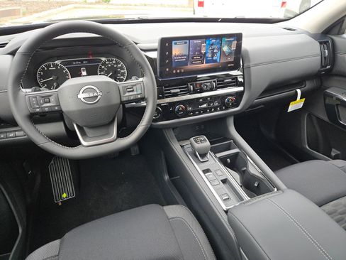 New 2026 Nissan Pathfinder SV FWD image 13