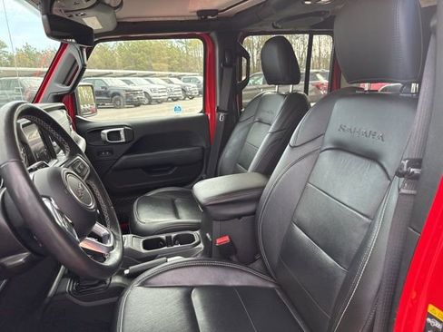 Used 2021 Jeep Wrangler Unlimited Sahara image 9