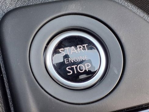 New 2025 Nissan Sentra S image 17