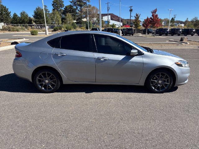 Used 2015 Dodge Dart SXT FWD image 2