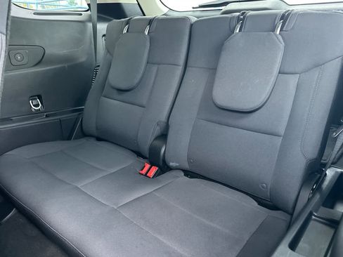 Certified 2025 Ford Explorer Active image 16