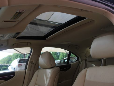 Used 2012 Lexus LS 460 image 12