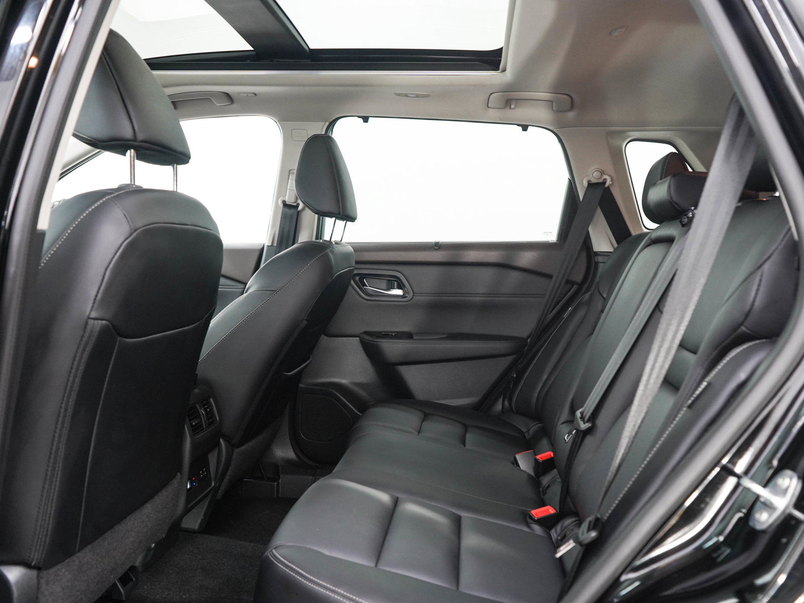 Used 2023 Nissan Rogue SL w/ SL Premium Package AWD/4WD image 15