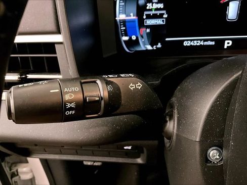 Used 2023 Mitsubishi Outlander SE Black Edition AWD/4WD image 30