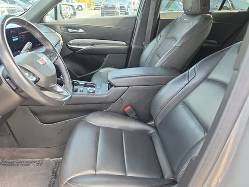 Certified 2025 Cadillac XT4 Premium Luxury FWD image 16