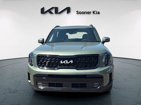 Used 2024 Kia Telluride SX Prestige X-Pro AWD/4WD image 2