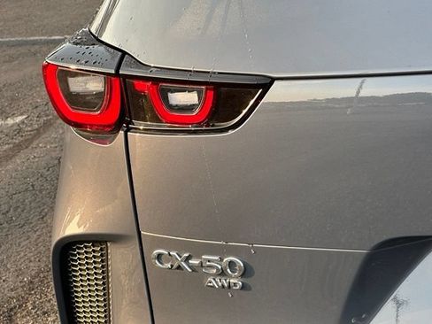 Used 2024 MAZDA CX-50 AWD 2.5 S w/ Weather Package image 12