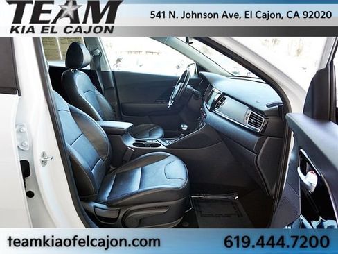 Used 2019 Kia Niro EX w/ EX Premium Package FWD image 11