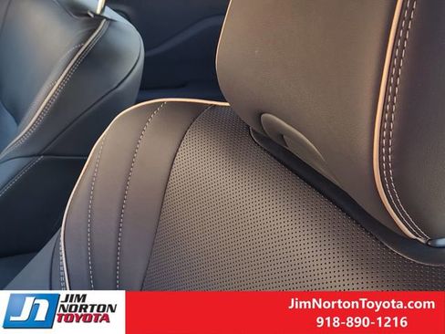 Used 2025 Toyota Crown Platinum image 16