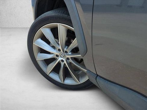 Certified 2021 Toyota RAV4 LE FWD image 10