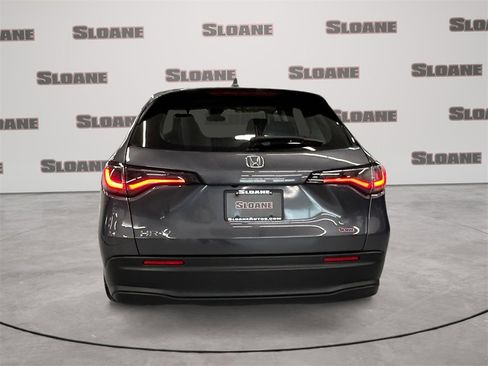 Certified 2023 Honda HR-V LX image 4