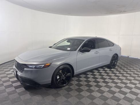 Certified 2023 Honda Accord Sport image 8