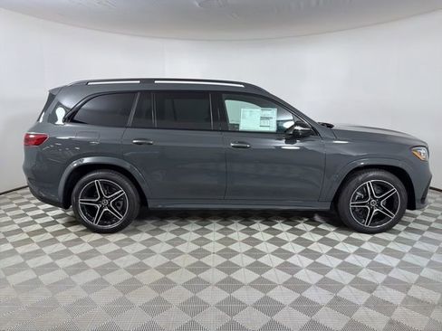 New 2026 Mercedes-Benz GLS 450 4MATIC image 8