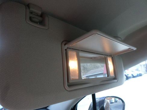 Used 2020 Buick Envision Essence image 30